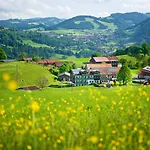 Hotel Starennest 3*