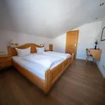 Hotel Starennest