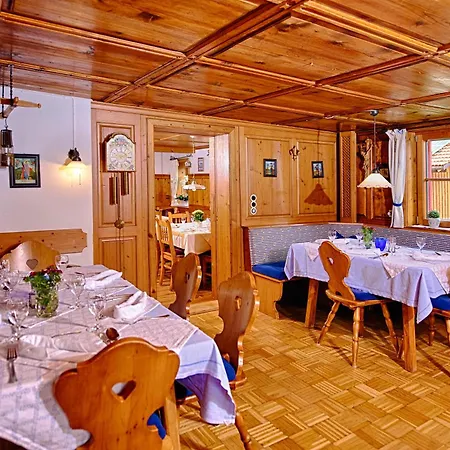 Starennest Otel