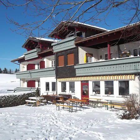 Starennest Hotel 3*
