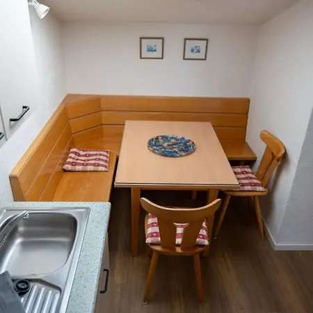 Starennest Hotel 3*