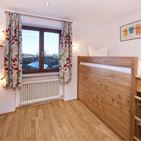 Starennest Hotel 3*